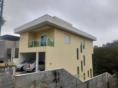 Sobrado em Suru, Santana de Parnaíba/SP de 300m² 5 quartos à venda por R$ 1.479.000,00