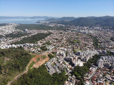 Terreno em Córrego Grande, Florianópolis/SC de 0m² à venda por R$ 699.000,00