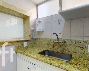 Apartamento à Venda em São Paulo/SP no Edifício Praia de Itapuã no Bairro Brooklin com 1 D