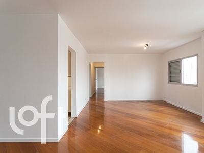 Apartamento à venda em Vila Madalena com 100 m², 2 quartos, 1 suíte, 2 vagas