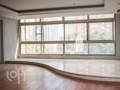 Apartamento à venda em Jardim América com 357 m², 3 quartos, 1 suíte, 2 vagas