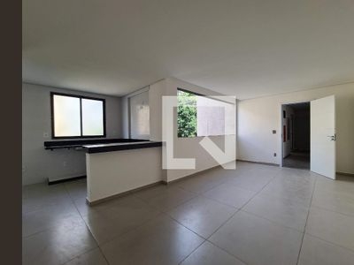 APARTAMENTO no 6º andar com 2 dormitórios e 2 garagens