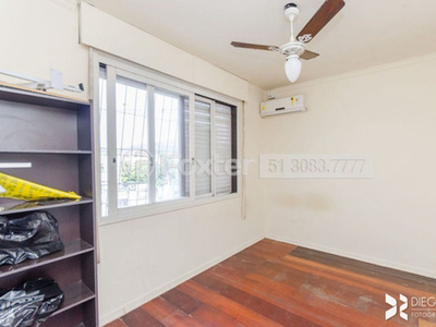 Apto Glória | 2 Quartos | 69 M² | Cond: R$450.0 | 0 Vagas