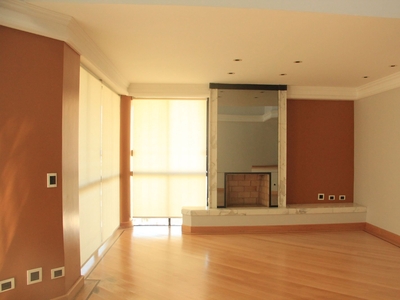 Apartamento à venda em Campo Belo com 360 m², 5 quartos, 2 suítes, 5 vagas