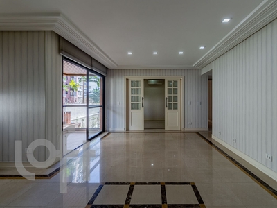 Apartamento à venda em Chácara Klabin com 130 m², 3 quartos, 2 suítes, 2 vagas