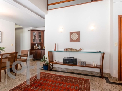 Apartamento à venda em Fernão Dias com 170 m², 3 quartos, 1 suíte, 2 vagas