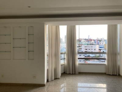 Apartamento à venda em Grajaú com 120 m², 3 quartos, 1 suíte, 2 vagas