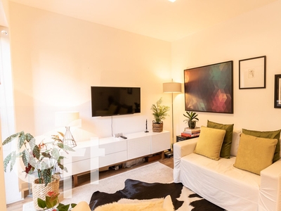 Apartamento à venda em Pinheiros com 60 m², 2 quartos, 1 vaga