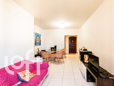 Apartamento à venda em Tijuca com 97 m², 3 quartos, 1 suíte, 1 vaga