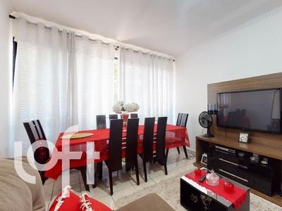 Apartamento à venda por R$ 326.998