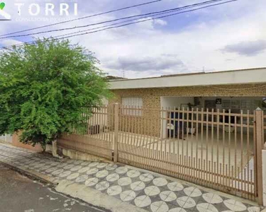 Casa à venda no Bairro Vila Santana em, Sorocaba/SP