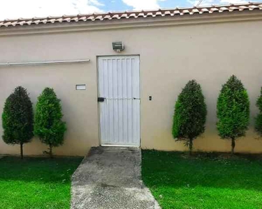 CASA COM OUTRA CASA NOS FUNDOS