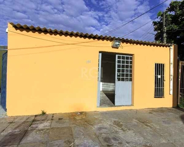 ![CDATA[Casa Comercial para Venda - 150m², 0 dormitórios, 4 vagas - Aberta dos Morros]]