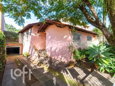 Casa 3 dorms à venda Rua Delfino Riet, Santo Antônio - Porto Alegre