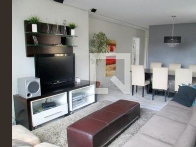 APARTAMENTO no 5º andar com 4 dormitórios e 2 garagens