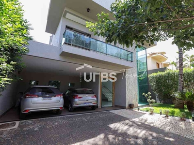 Casa com 4 quartos à venda no bairro Portal do Sol II, 452m²