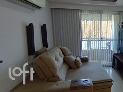 Apartamento à venda em Taquara com 66 m², 3 quartos, 1 suíte, 1 vaga
