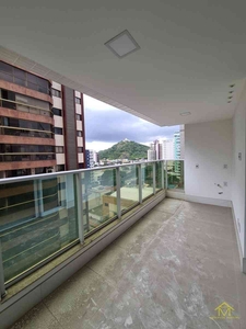 Apartamento com 4 quartos à venda no bairro Praia da Costa, 125m²