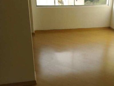 APARTAMENTO NO CAMPO BELO A VENDA