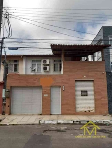 Casa com 2 quartos à venda no bairro Praia das Gaivotas, 98m²