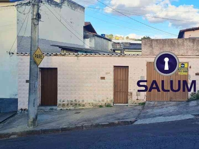 Casa com 7 quartos à venda no bairro Alípio de Melo, 360m²