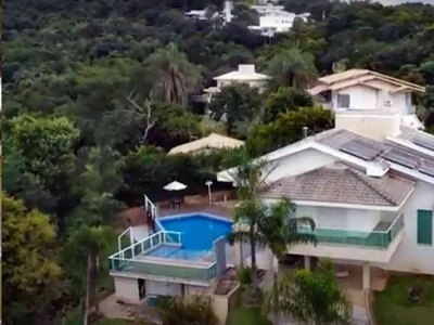 Casa em Condomínio com 4 quartos à venda no bairro Residencial Montserrat, 1200m²