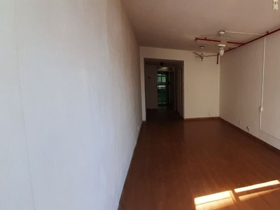 Sala em Centro, Niterói/RJ de 31m² à venda por R$ 129.000,00 ou para locação R$ 750,00/mes