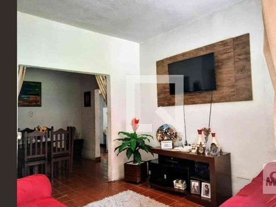 Casa com 3 quartos à venda no bairro Boa Vista, 75m²