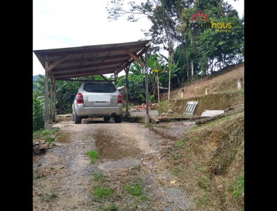 Casa no Bairro Progresso em Blumenau com 1 Dormitórios