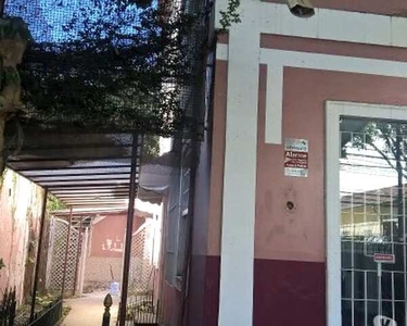 Alugo casa com 5 cômodos em Botafogo