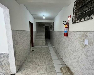 Apartamento com 1 dormitório para alugar, 50 m² por R$ 350/mês - Granja Portugal - Fortale