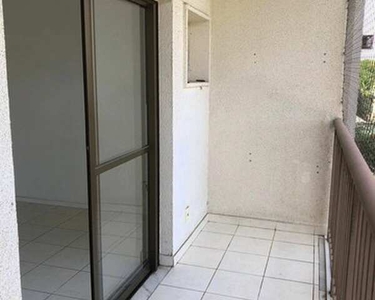 Apartamento com 3 quartos frente para o Projac - Camorim