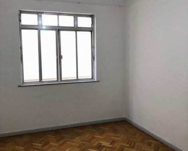 Apartamento de dois quartos no Andaraí