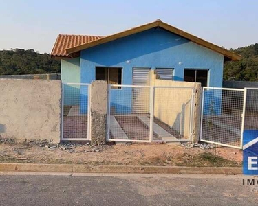 Casa com 2 dormitórios para alugar por R$ 1.100/mês - dos Pires (Caucaia do Alto) - Cotia