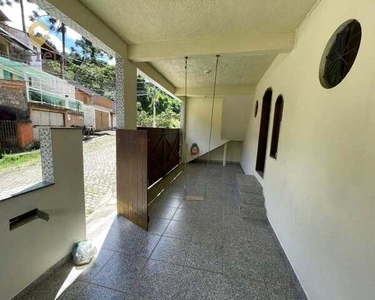 Casa com 3 dormitórios para alugar, 100 m² por R$ 2.250,00/mês - Braunes - Nova Friburgo/R