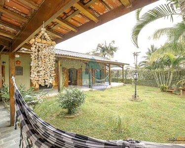Casa com 4 dorms, Praia da Lagoinha, Ubatuba, Cod: 884