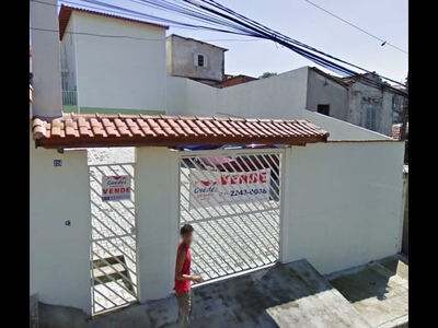 Casa com sala ampla próxima a serra da cantareira.