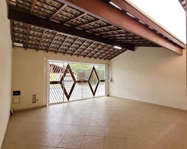 Casa sobrado com 4 quartos - Bairro Alto do Cardoso em Pindamonhangaba