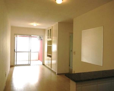 Excelente Apartamento de 67 m² com 2 Dormitórios (1 suíte), 2 Garagens a 5 min do Shopping