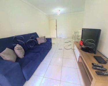 Excelente flat com 2 dorms com vista para Rua mais badalada do Itaim Bibi. Locação por hos