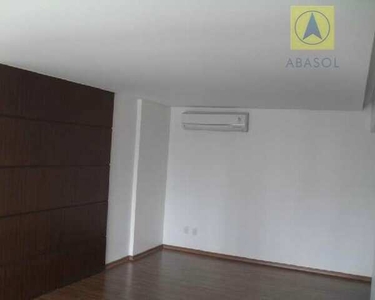 Saint Michel - Apartamento reformado com 02 suítes