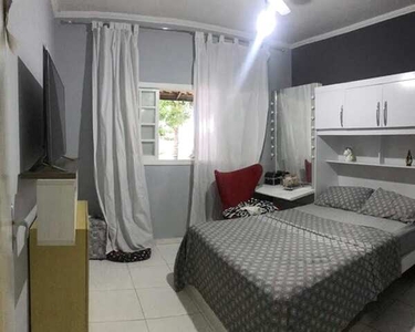 Sobrado com 3 quartos sendo um com closet e piscina à venda e para locação por apenas R