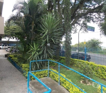 Alugo Quitinete Prédio Residencial no Jardim Bele Vista