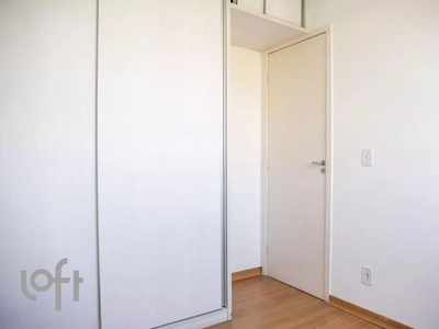 Apartamento à venda em Camargos com 47 m², 2 quartos, 1 vaga