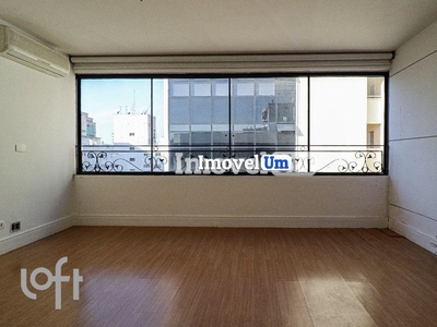 Apartamento à venda em Itaim Bibi com 90 m², 2 quartos, 1 suíte, 1 vaga