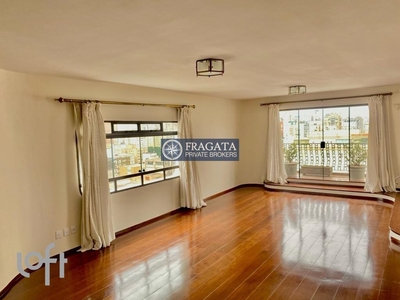 Apartamento à venda em Jardim América com 245 m², 4 quartos, 3 suítes, 3 vagas