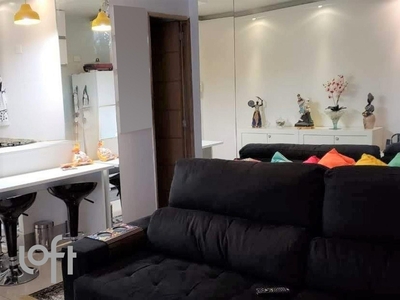 Apartamento à venda em Taquara com 50 m², 2 quartos, 1 vaga