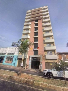 Apartamento com 3 quartos para alugar no bairro Centro, 126m²