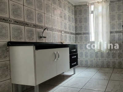 Apartamento em Conjunto Habitacional Presidente Castelo Branco, Carapicuíba/SP de 52m² 3 quartos à venda por R$ 144.000,00