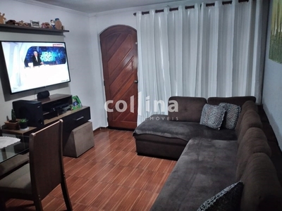 Apartamento em Jardim Maria Beatriz, Carapicuíba/SP de 48m² 2 quartos à venda por R$ 147.000,00